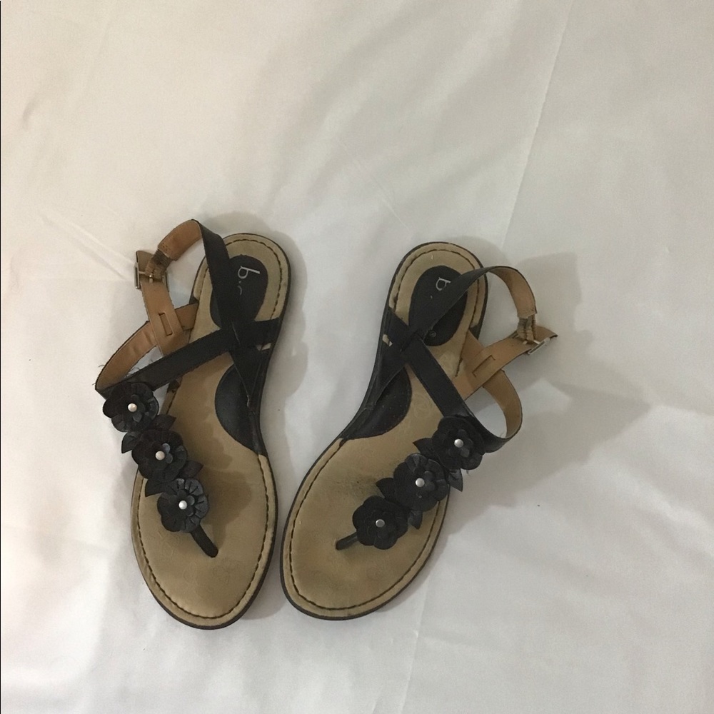 BLACK LEATHER FLAT SANDALS SZ 10 M